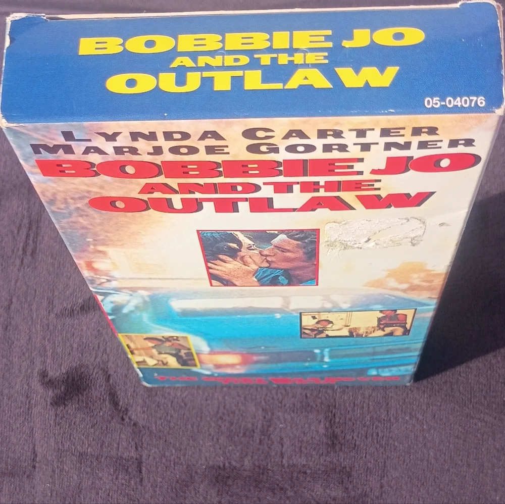 ​Bobbie Jo and the Outlaw VHS Lynda Carter New Mexico Cult Classic Rare Film ♋